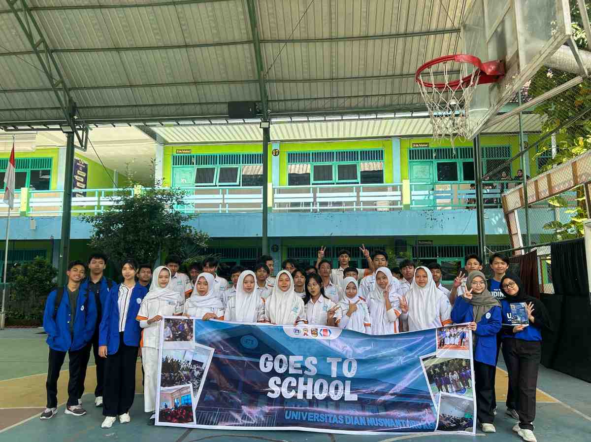 GOES TO SCHOOL BATCH 2